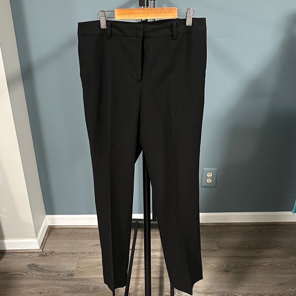 Ann Taylor Women's Curvy Black Trousers